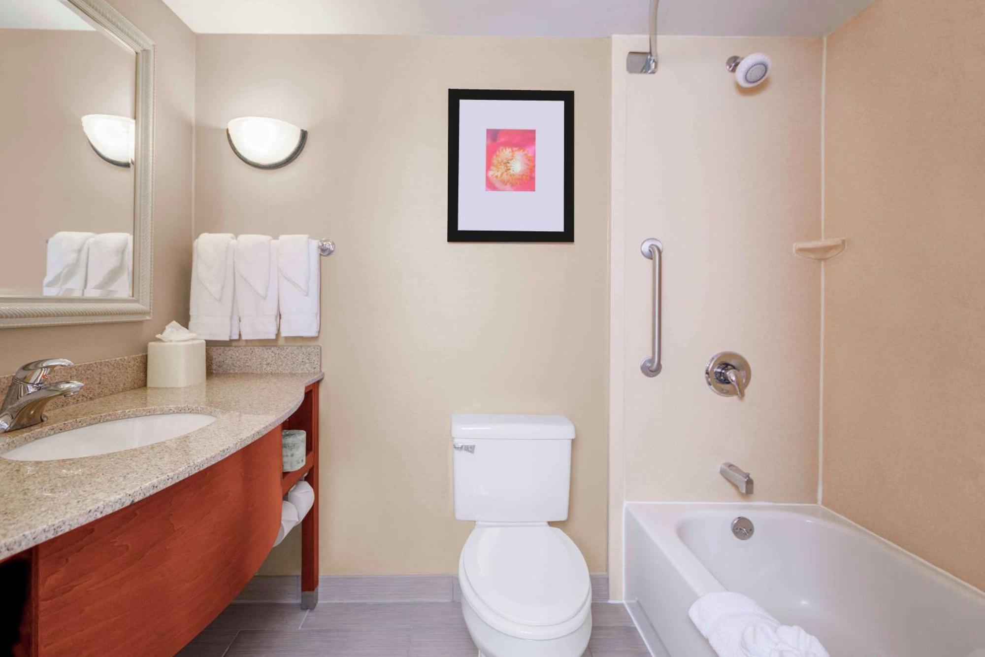 Hilton Garden Inn Independence Kültér fotó