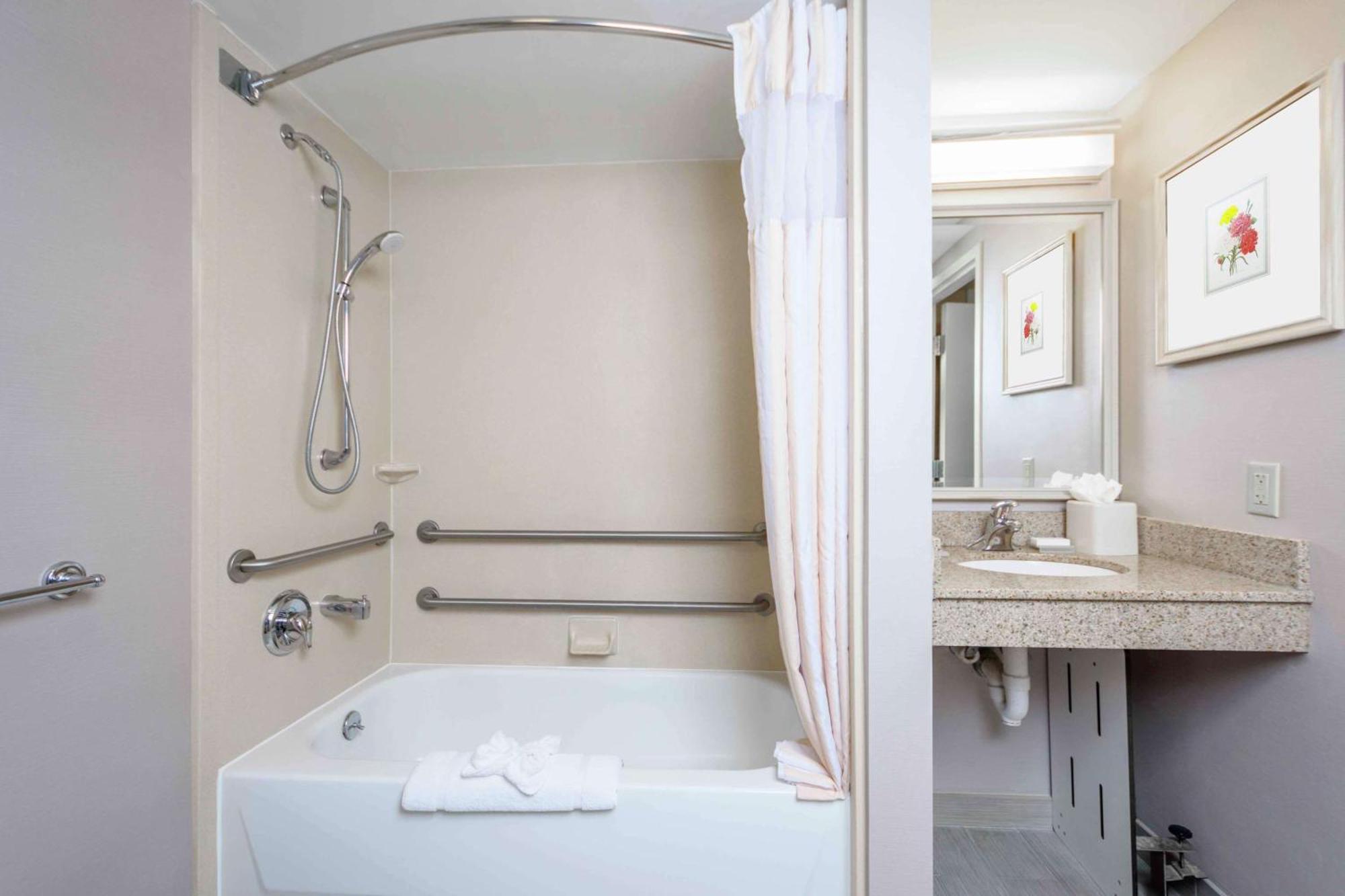 Hilton Garden Inn Independence Kültér fotó