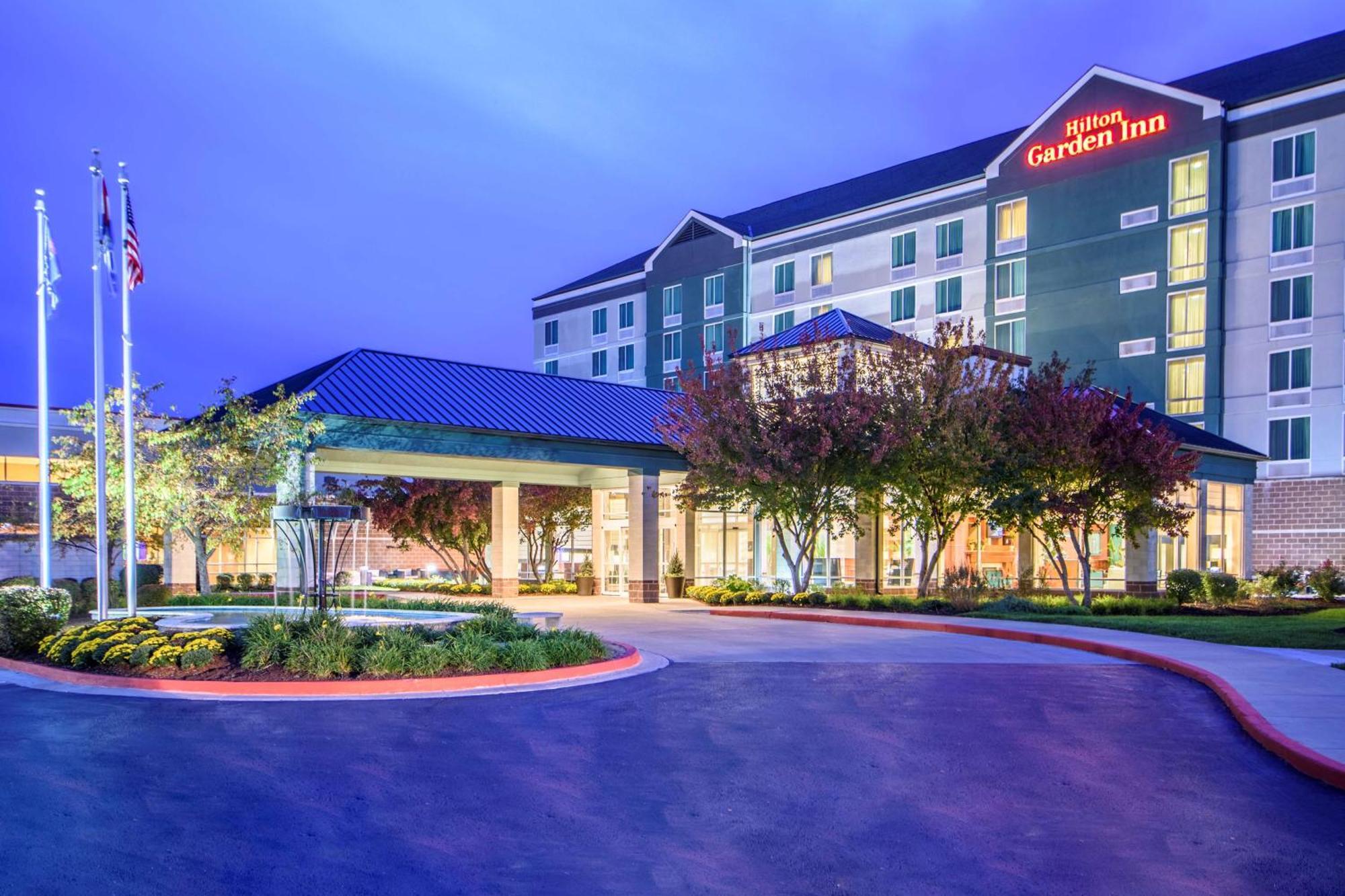 Hilton Garden Inn Independence Kültér fotó
