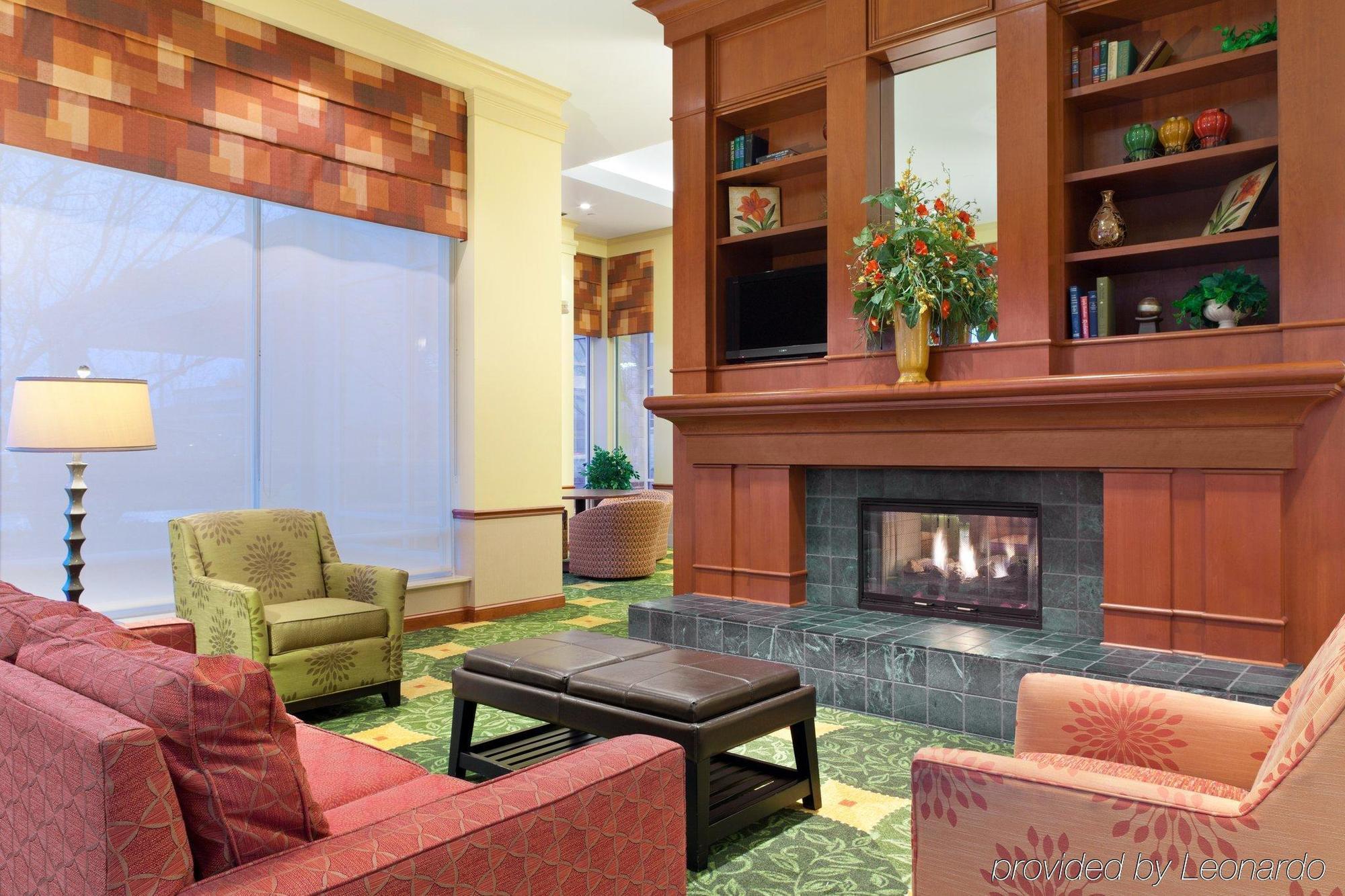 Hilton Garden Inn Independence Beltér fotó