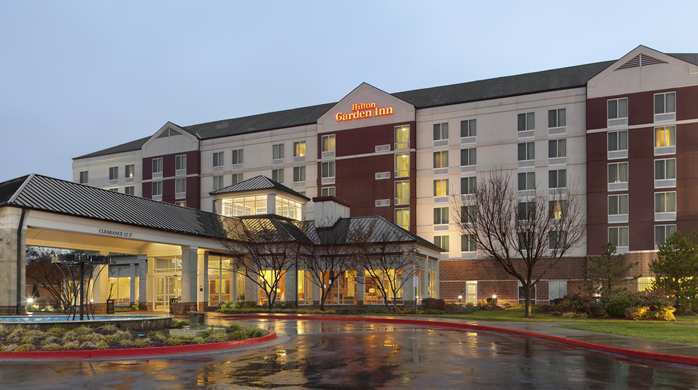 Hilton Garden Inn Independence Kültér fotó